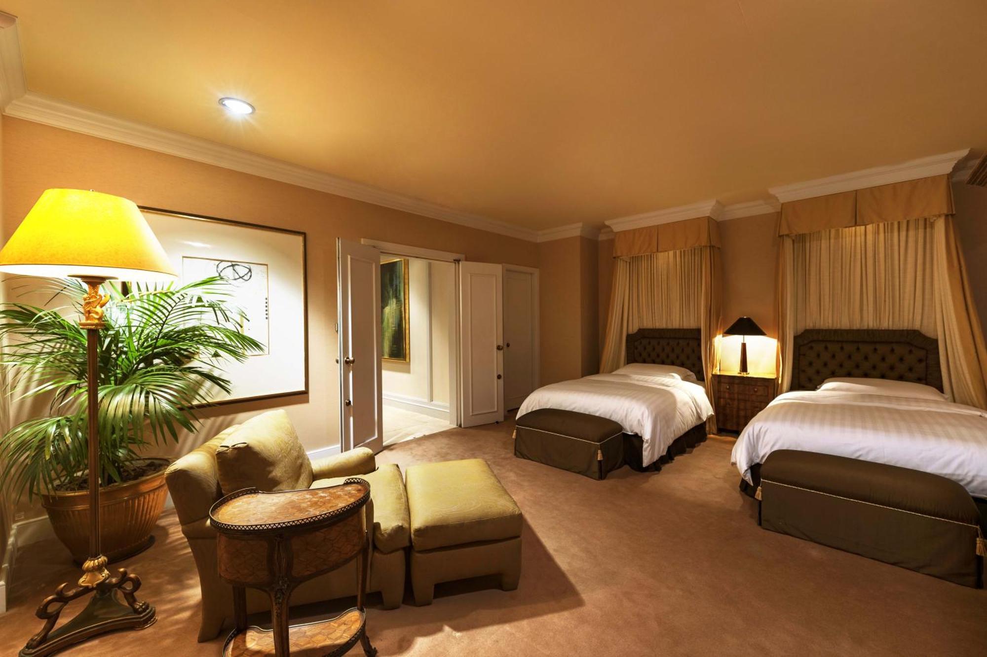 Hotel Hankyu International Осака Екстер'єр фото